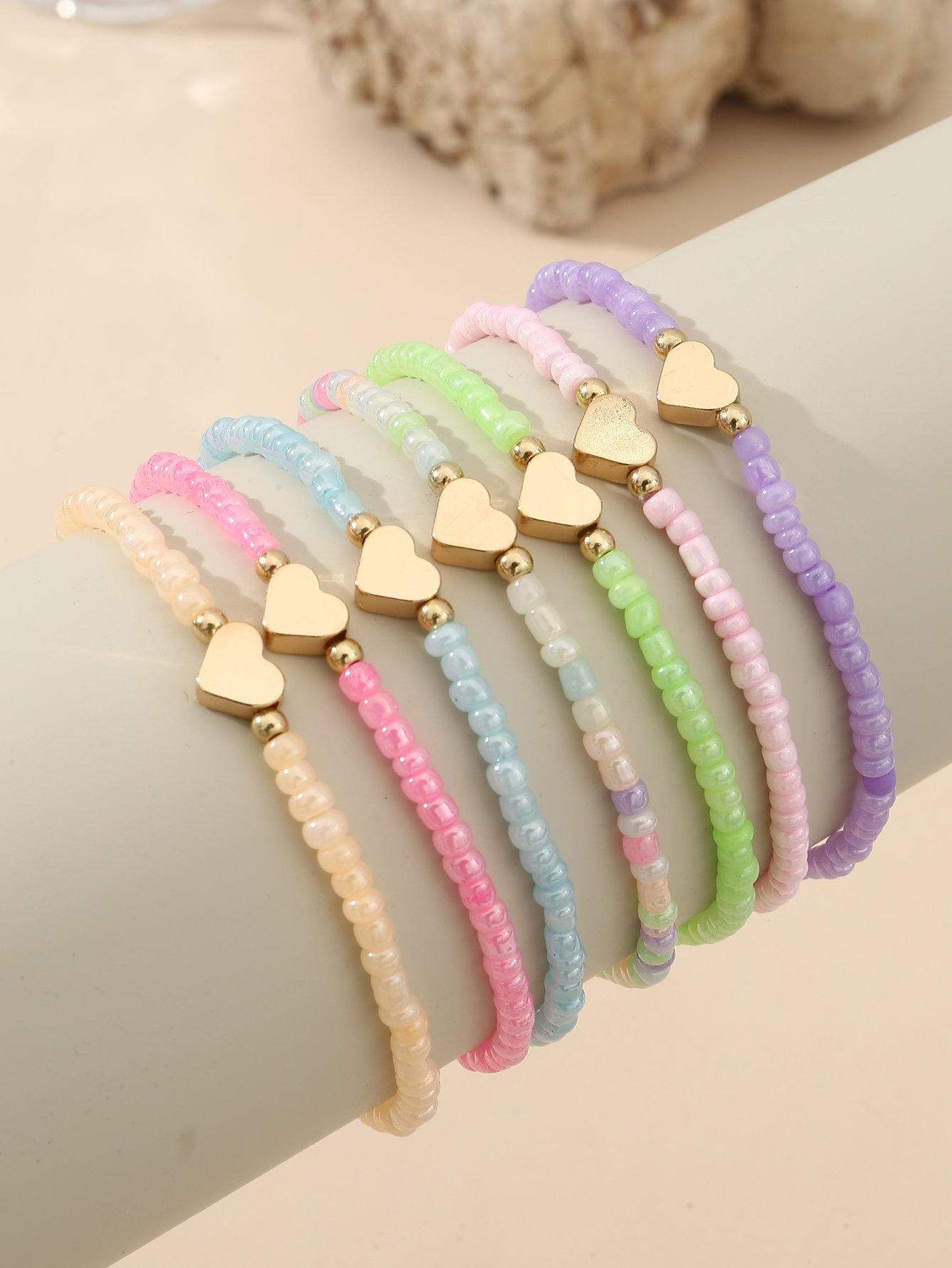 Pack of 7 - Pastel Beaded Heart Bracelet