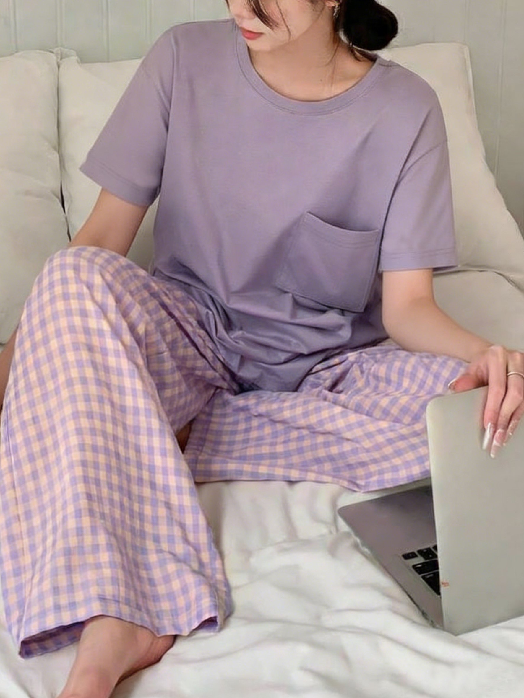 Solid Short Sleeve T-Shirt and Checked Pyjama Set