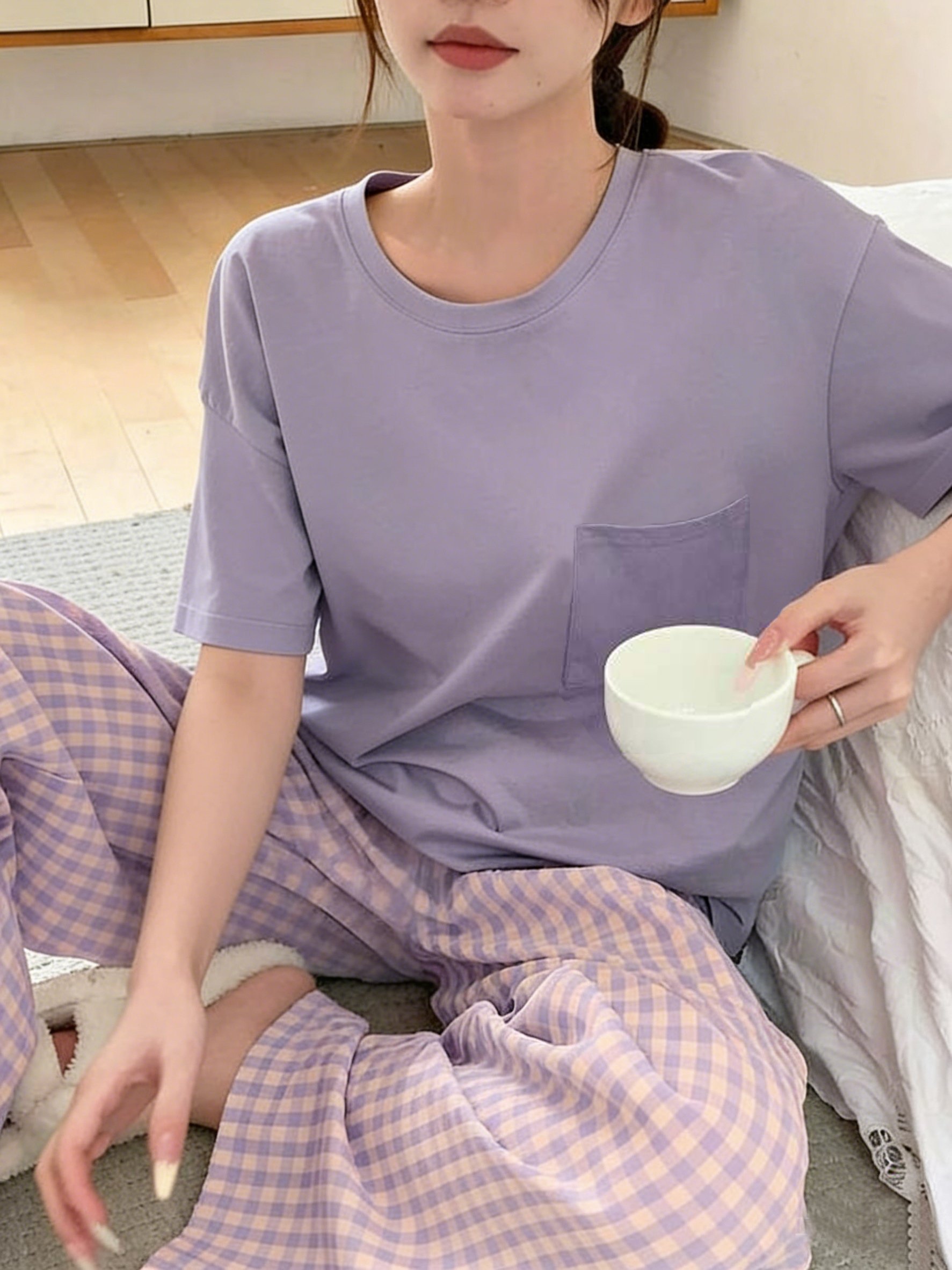 Solid Short Sleeve T-Shirt and Checked Pyjama Set