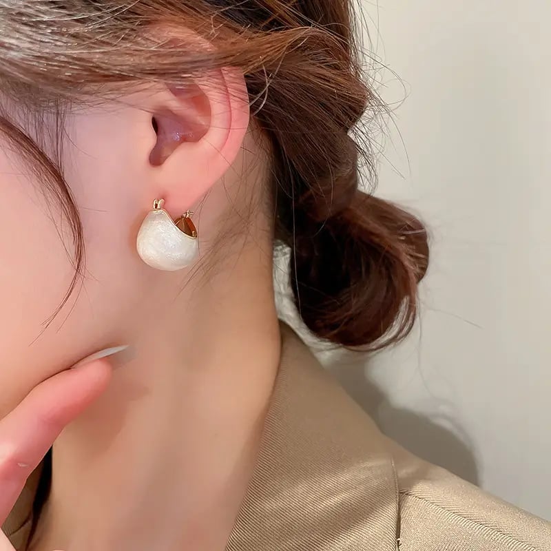 Curved Hoop Earrings