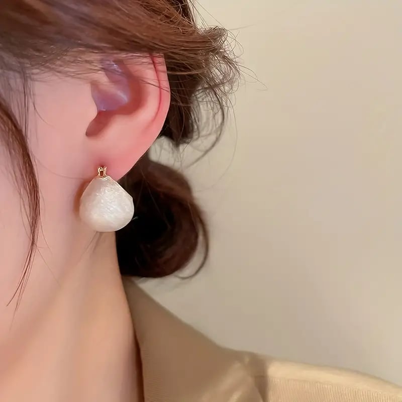 Curved Hoop Earrings