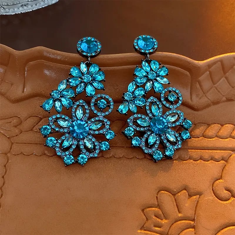 Flower-Shaped Rhinestone Dangle Earrings