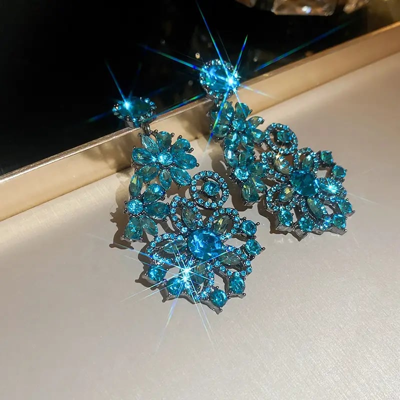 Flower-Shaped Rhinestone Dangle Earrings