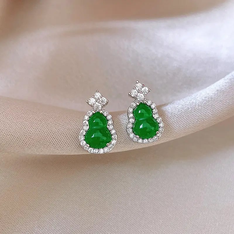 Post Gourd-Shaped Stud Earrings