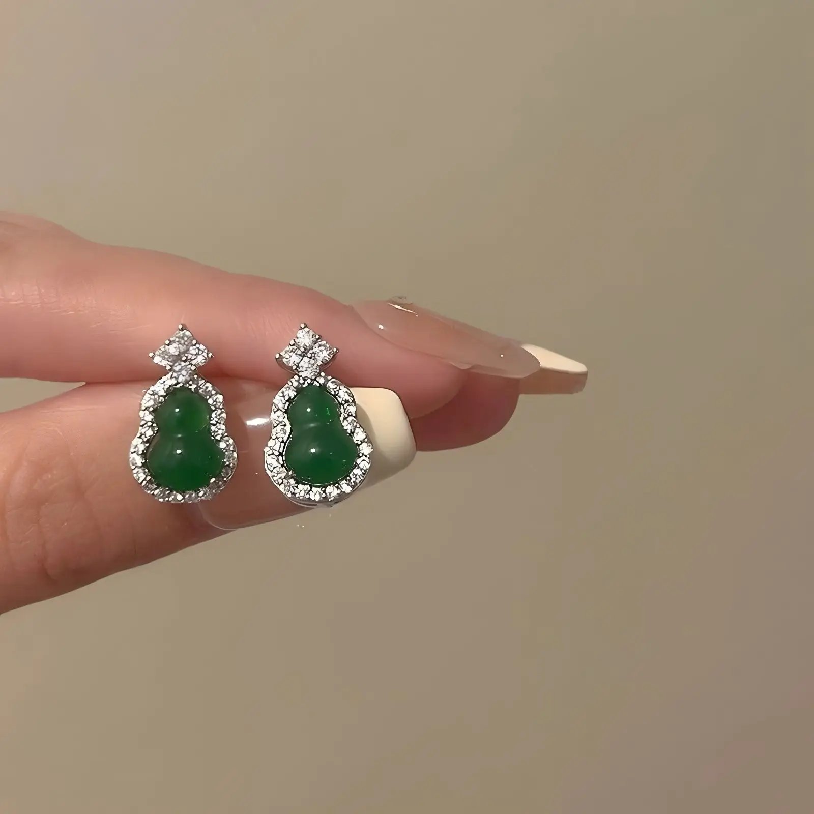 Post Gourd-Shaped Stud Earrings