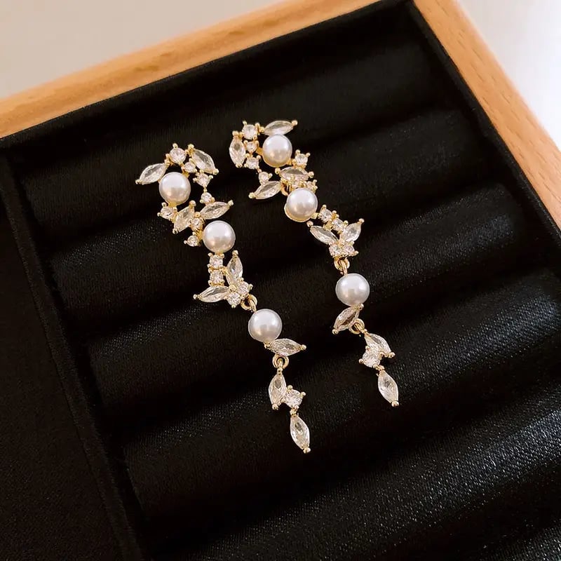 Pearl Dangle Earrings