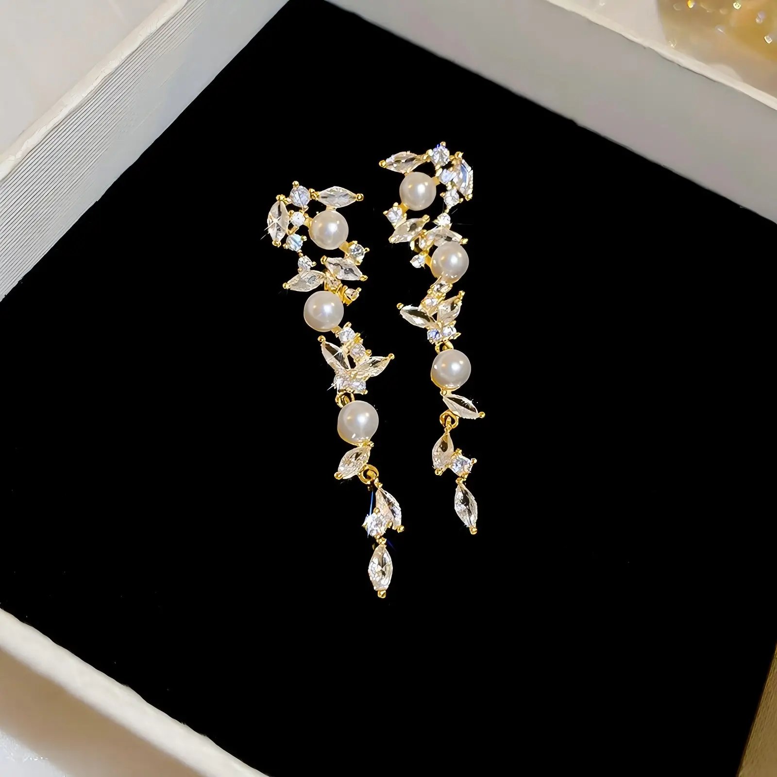 Pearl Dangle Earrings