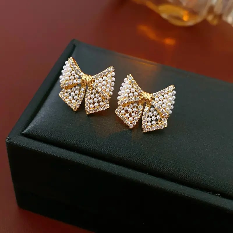 Bow Pearl Stud Earrings