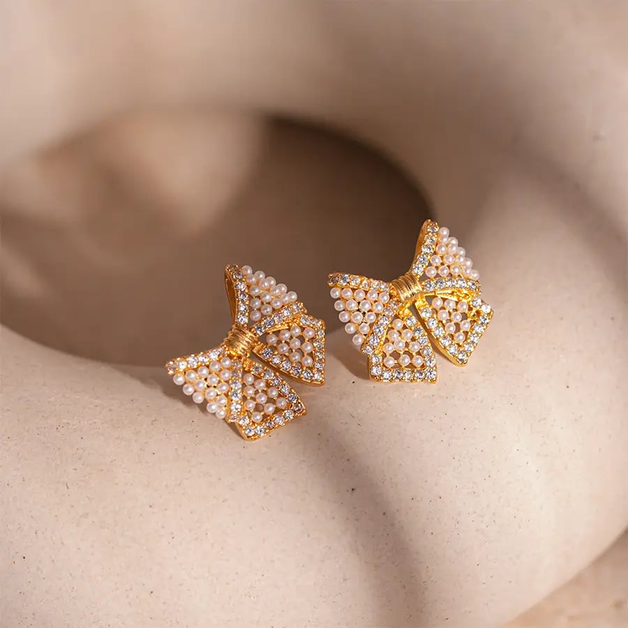 Bow Pearl Stud Earrings