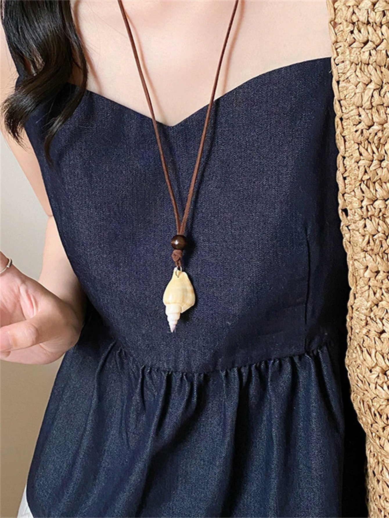 Seashell Pendant Necklace