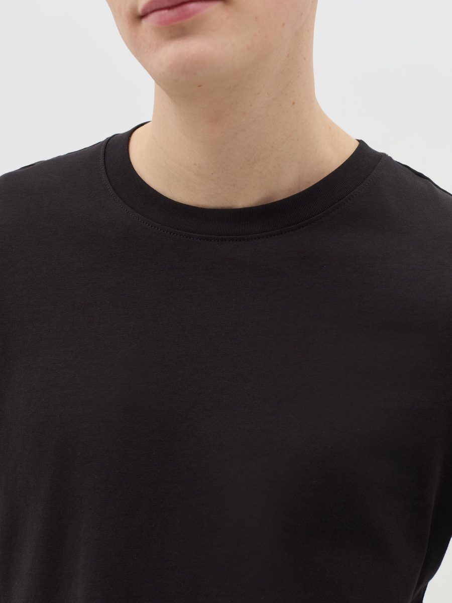 Men Black Long Sleeve T-Shirt