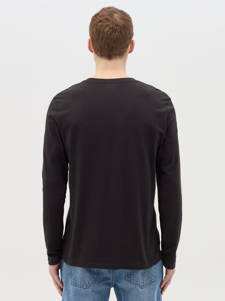 Men Black Long Sleeve T-Shirt