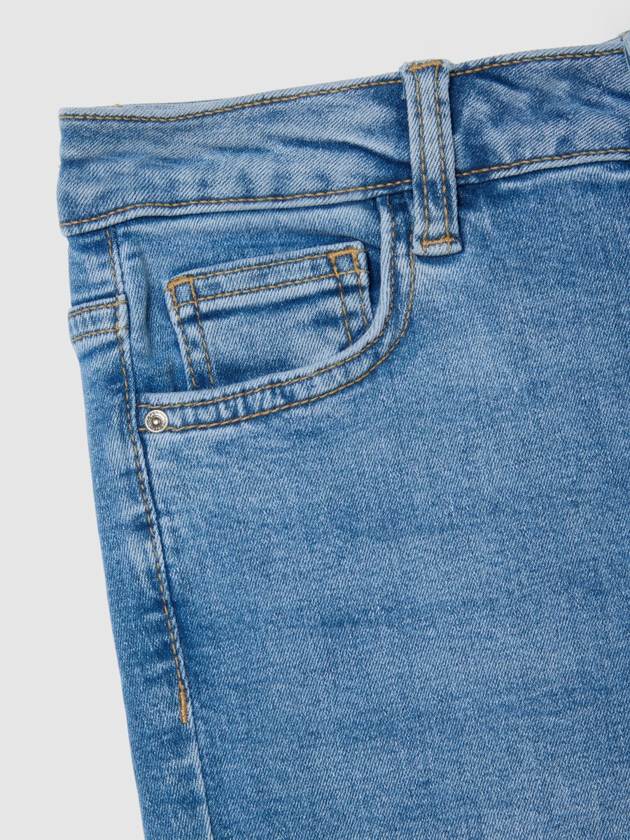 Women Light Blue Skinny Jeans