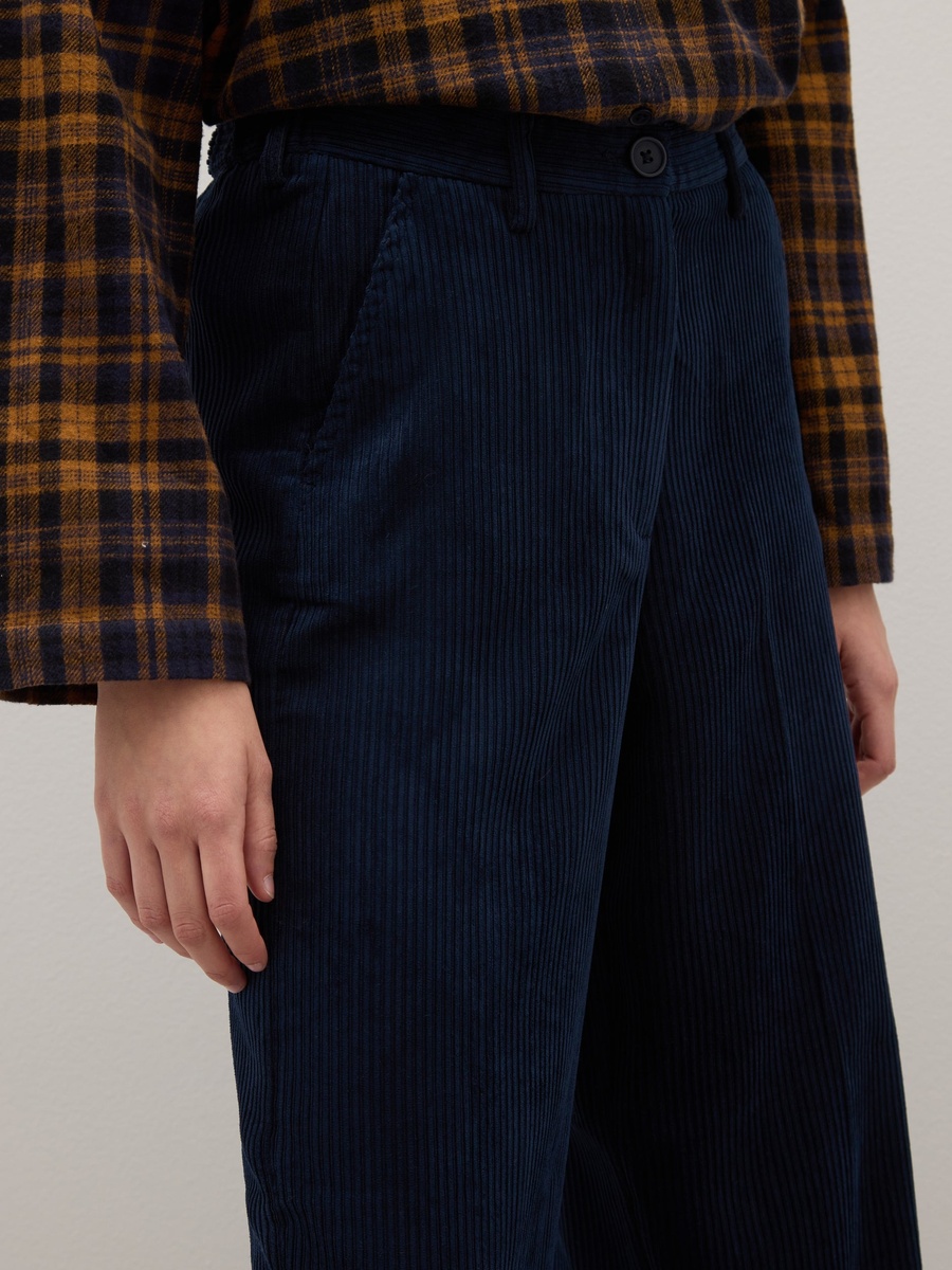 Women Navy Blue Regular Fit Stretch Trousers