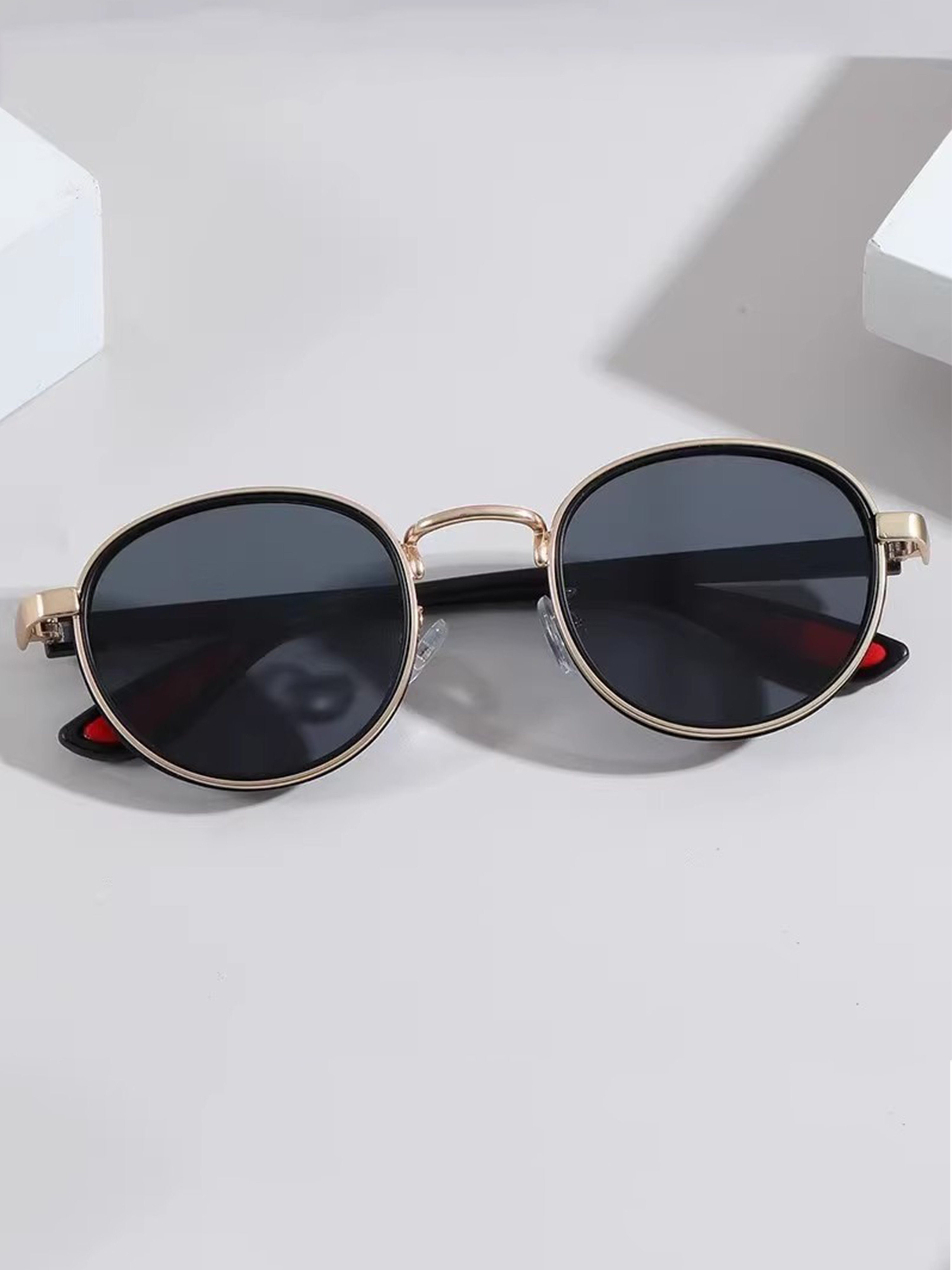 Retro Round Metal Sunglasses