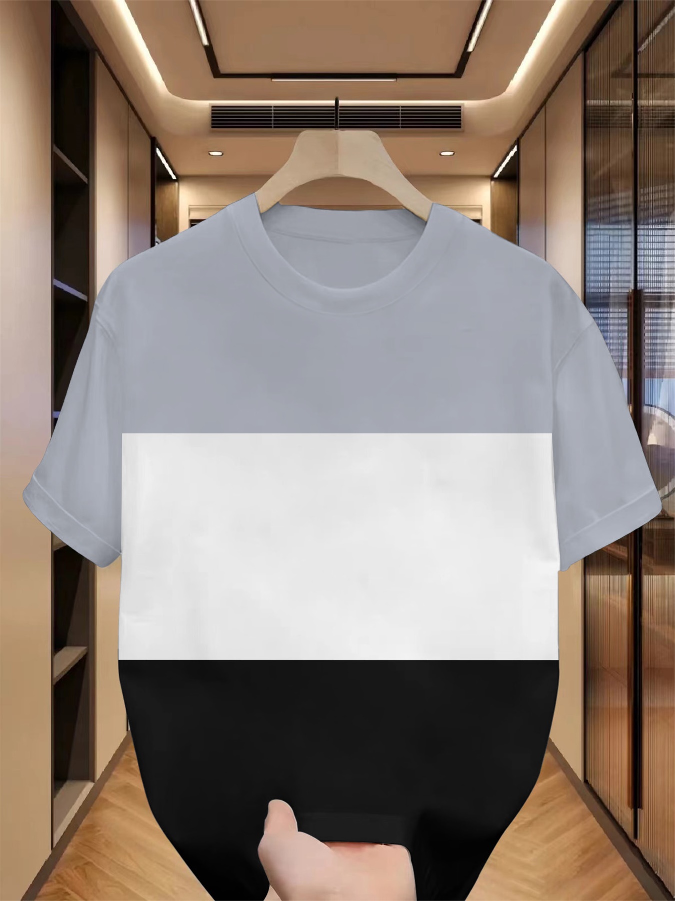 Men Color Block Regular Fit T-Shirt