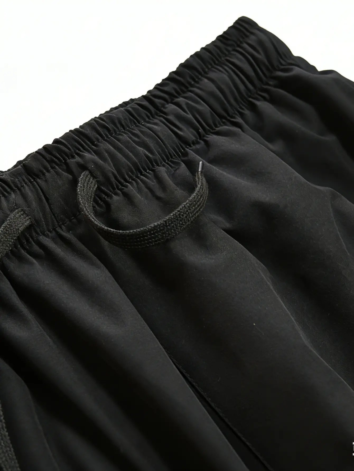 Men Black Solid Relaxed Fit Trousers