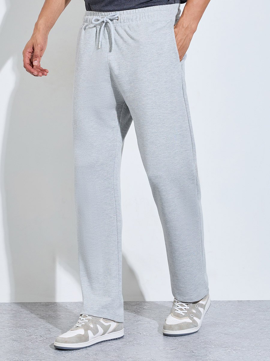 Grey Solid Pocket Details Straight Fit Sweatpants