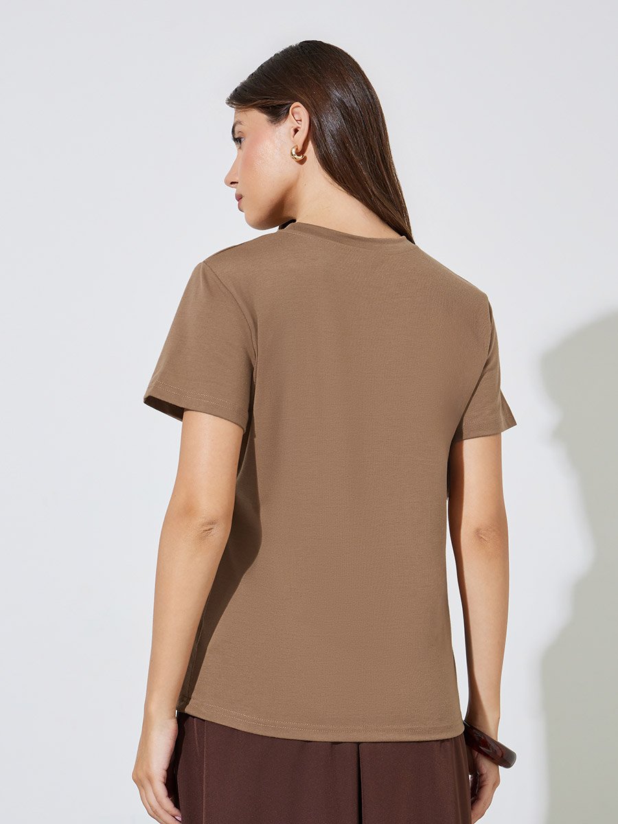 Brown Slogan Print Round Neck T-Shirt