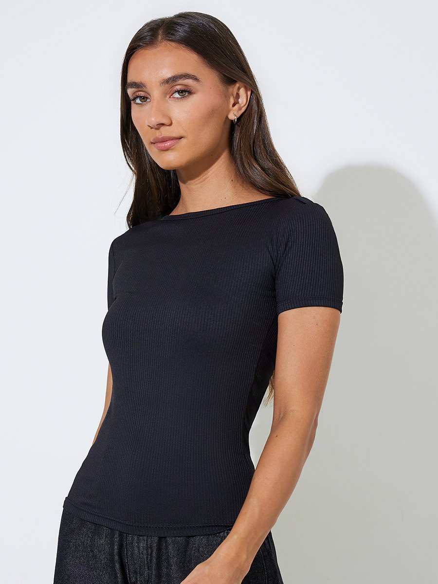 Black Solid Ribbed Knit Short Sleeve Top