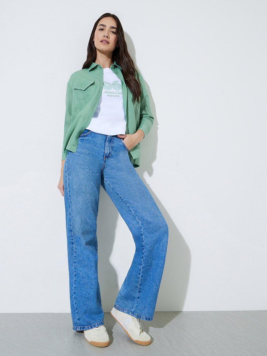 Green Solid Pocket Details Relaxed Fit Shirt
