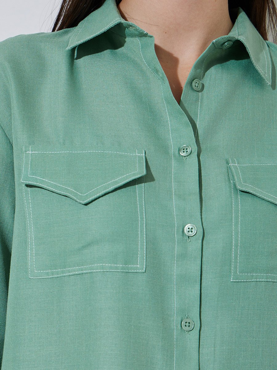 Green Solid Pocket Details Relaxed Fit Shirt
