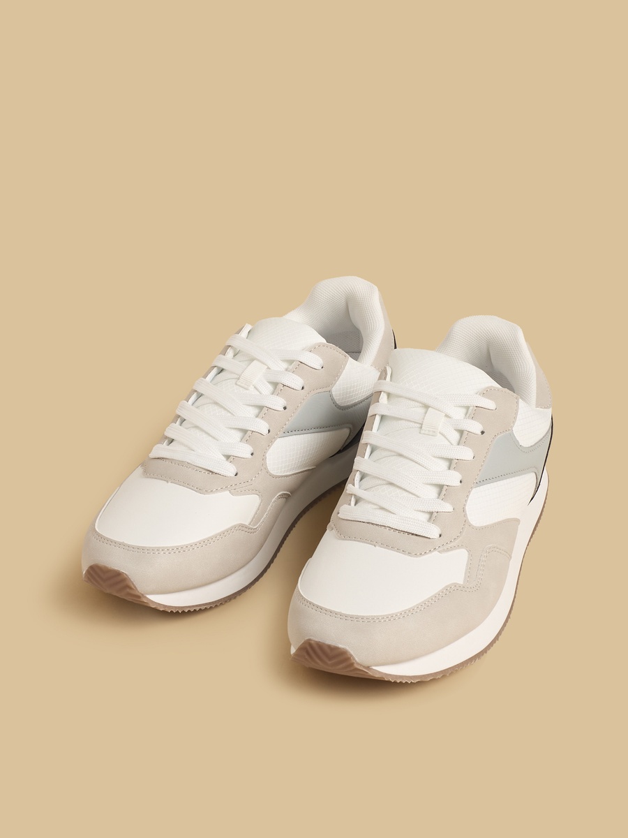 Colourblock Lace-Up Sports Shoes