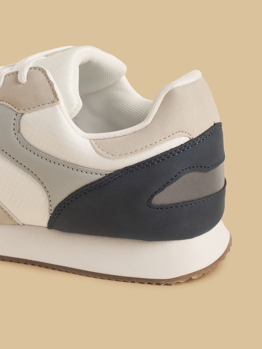 Colourblock Lace-Up Sports Shoes