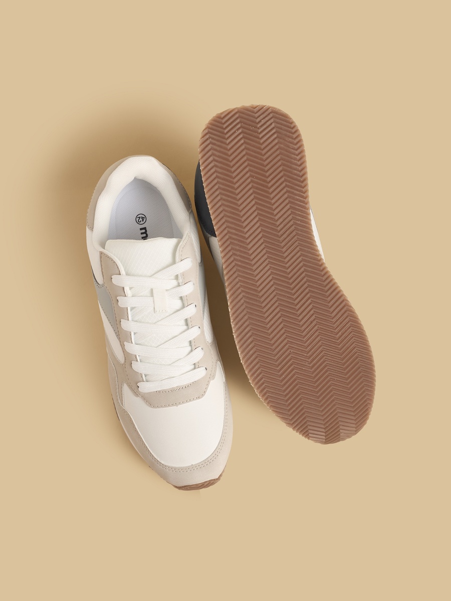 Colourblock Lace-Up Sports Shoes