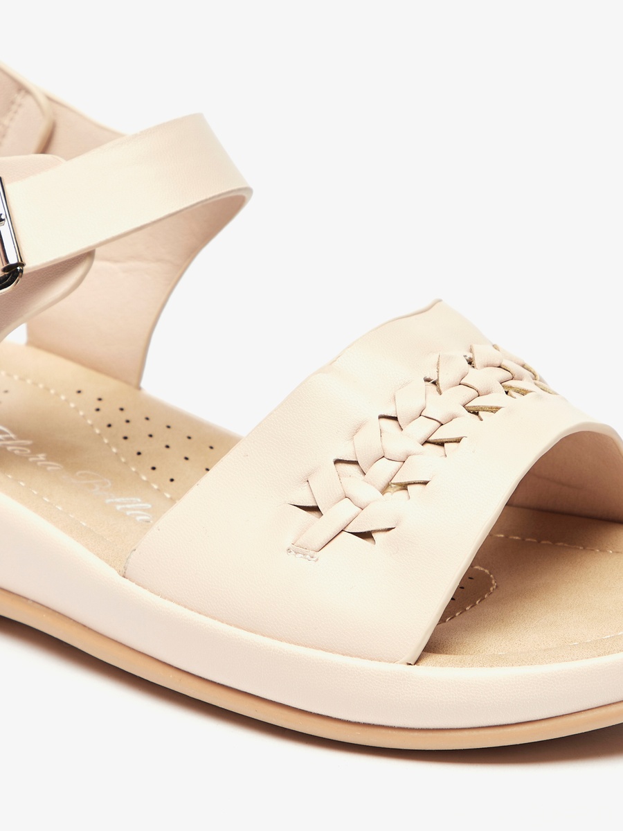 Textured Sandals with Buckle Closure