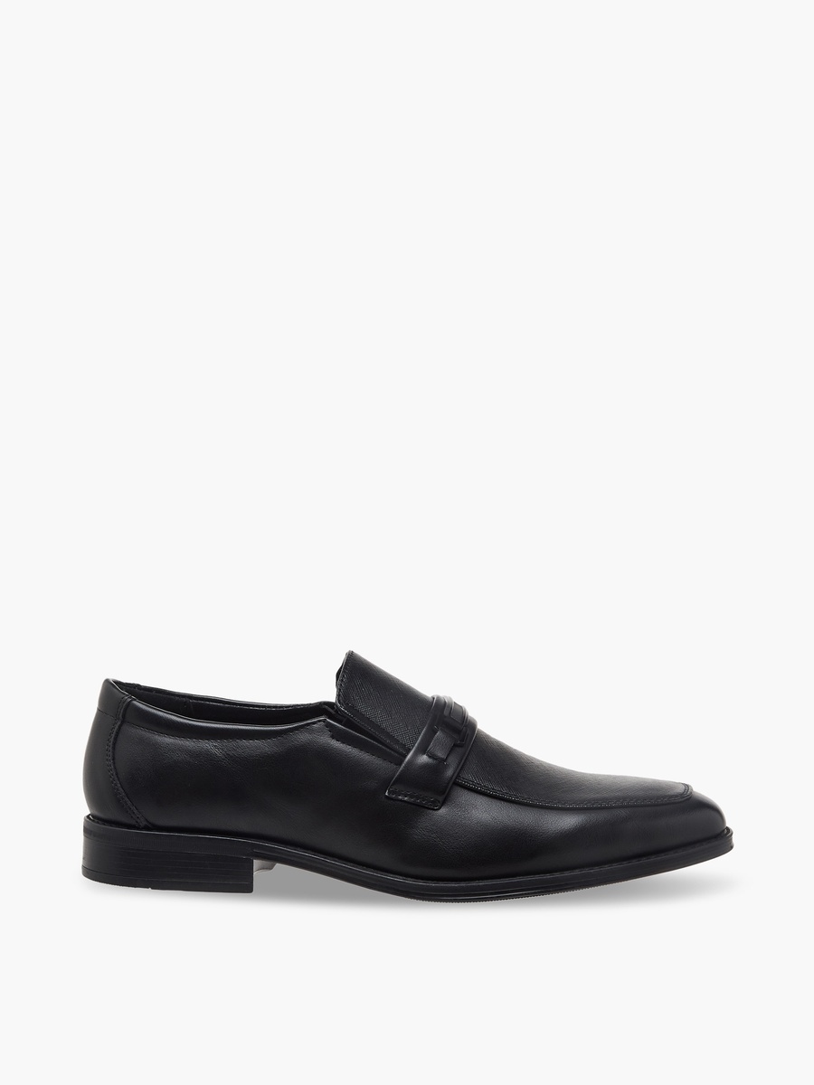 Men Slip-On Loafers