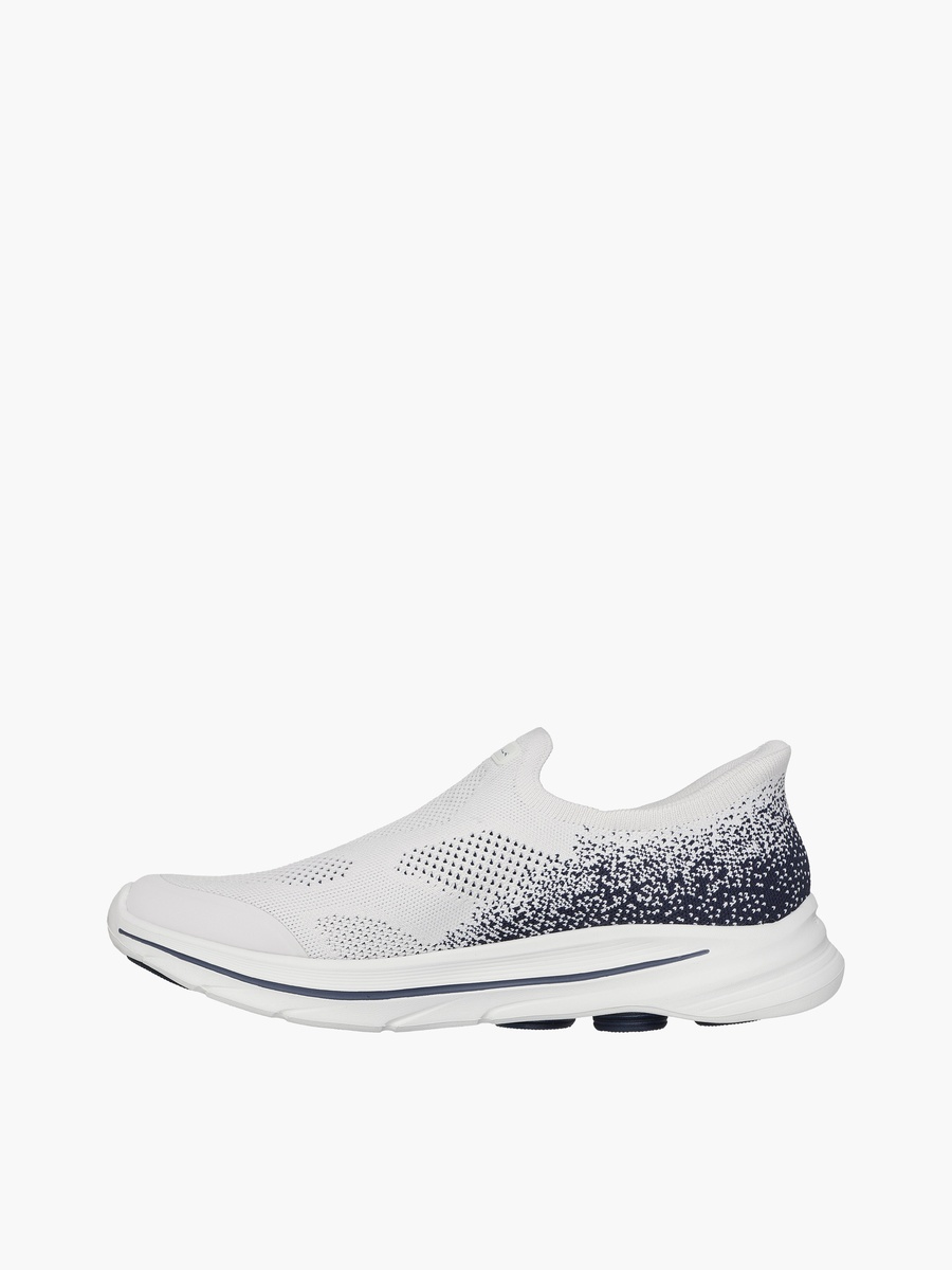 Men Go Walk 8 Slip-On Sports Shoes