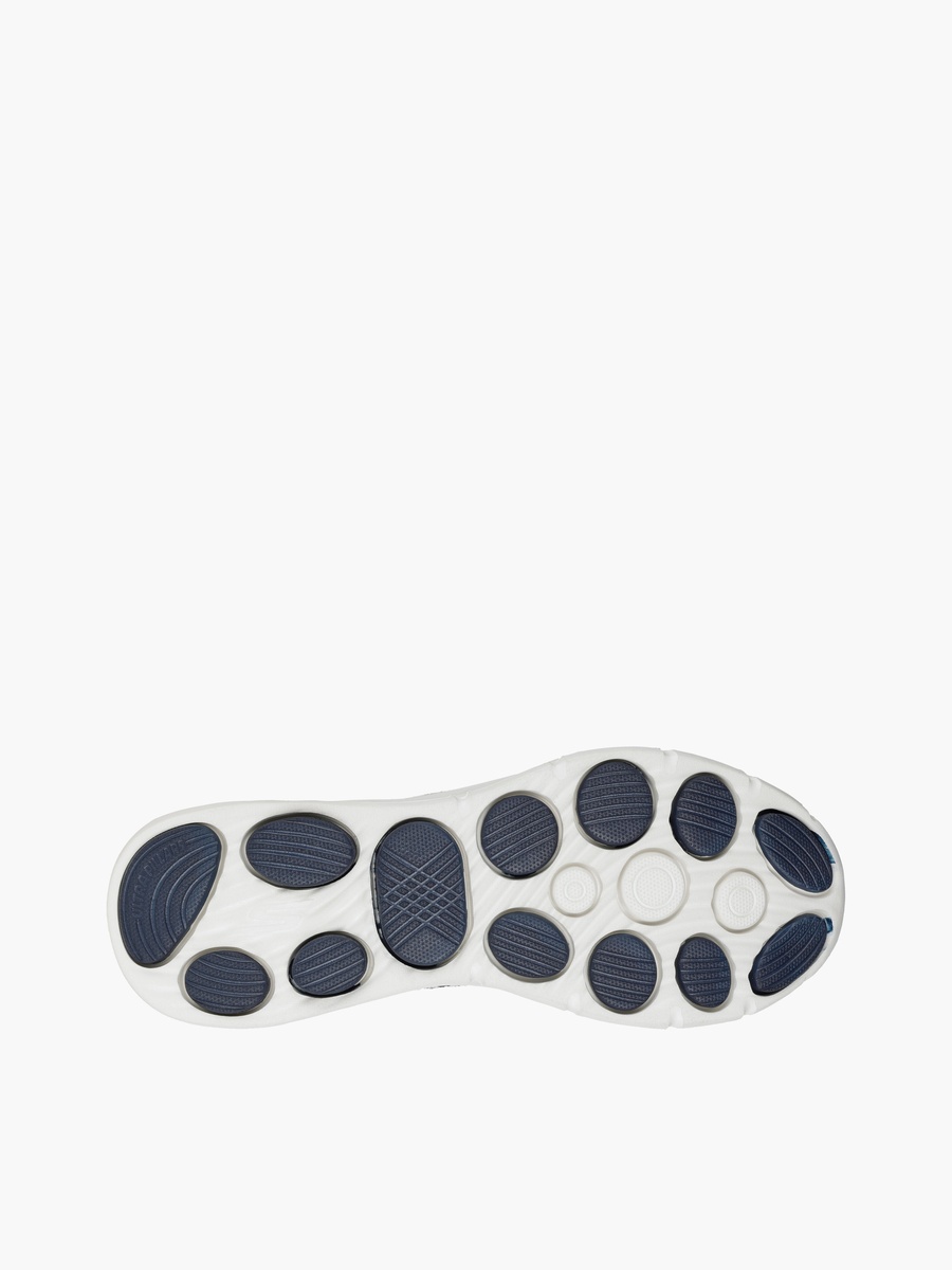 Men Go Walk 8 Slip-On Sports Shoes