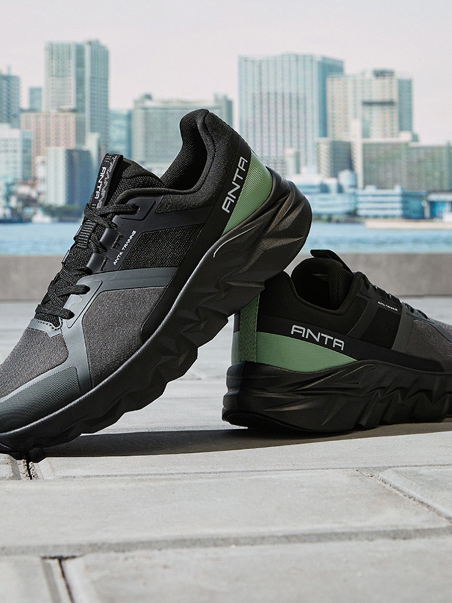 Men Lace-Up Ankle Sneakers