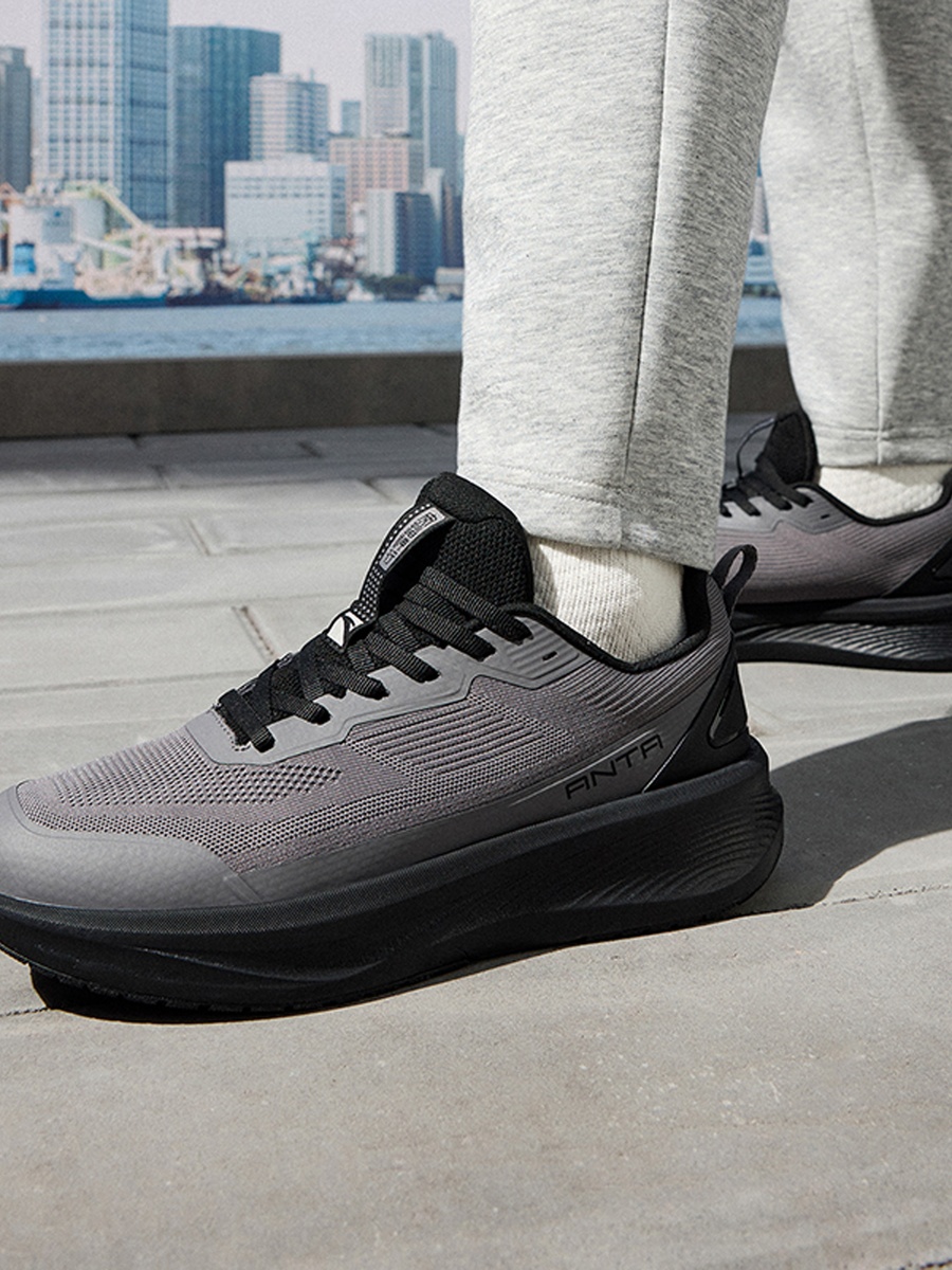Men Lace-Up Ankle Sneakers