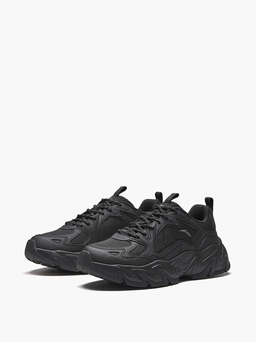 Men Lace-Up Sports Shoes