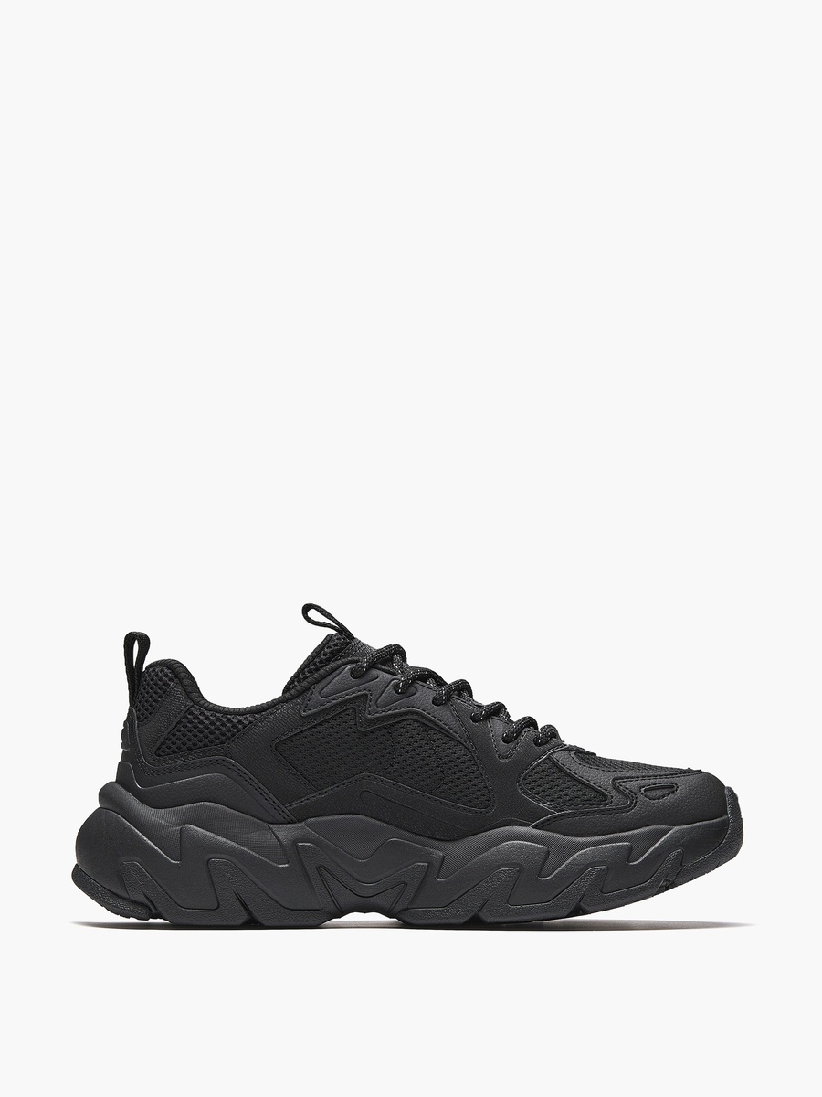 Men Lace-Up Sports Shoes