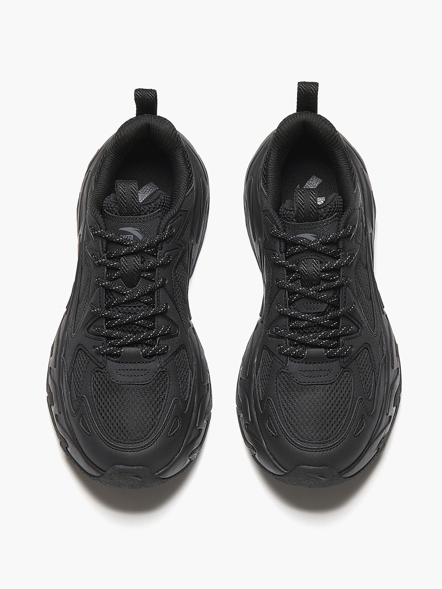 Men Lace-Up Sports Shoes