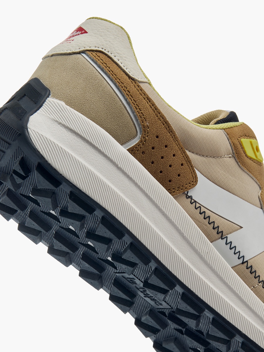Men Lace-Up Ankle Sneakers
