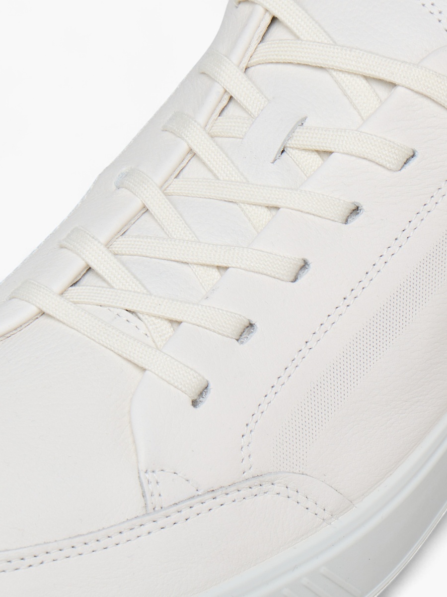 Men Move M Lace-Up Leather Sneakers