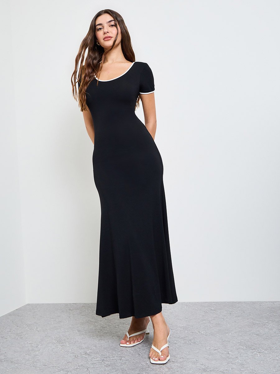 Black Short Sleeve Fit and Flare Maxi Dress