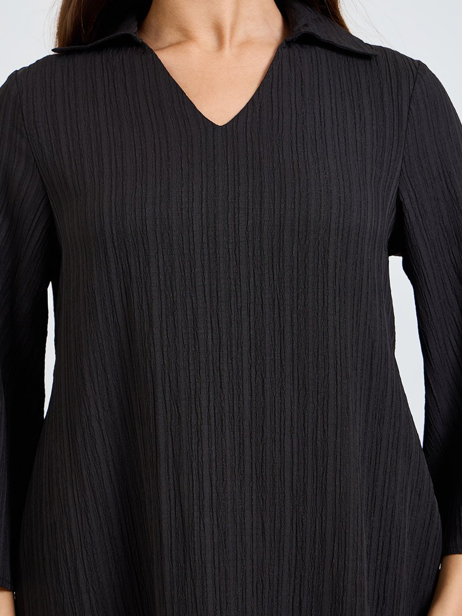 Black Textured Open Collar Maxi Dress