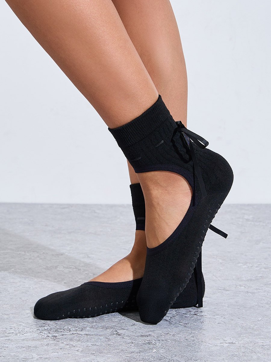 Rib Texture Silicon Pad Lace Yoga Socks