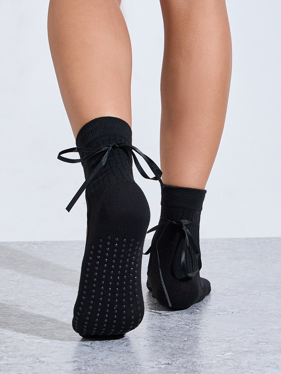Rib Texture Silicon Pad Lace Yoga Socks