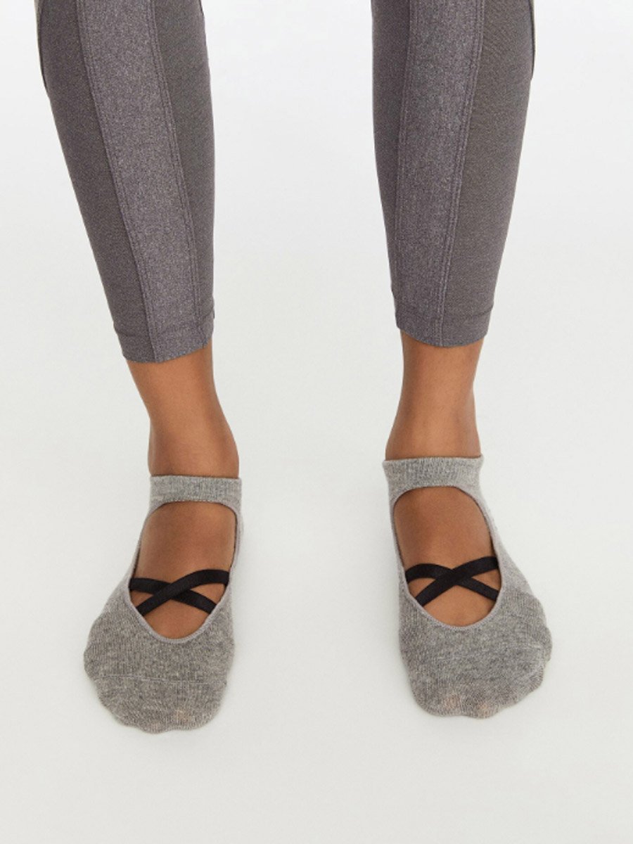 Grey Thin Cross Over Straps Silicon Pad No Show Yoga Socks