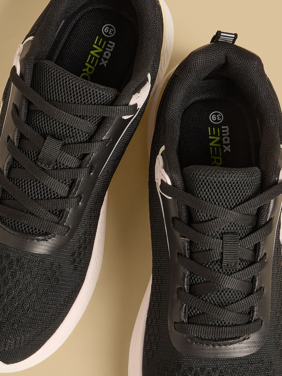 Panelled Lace-Up Sports Shoes