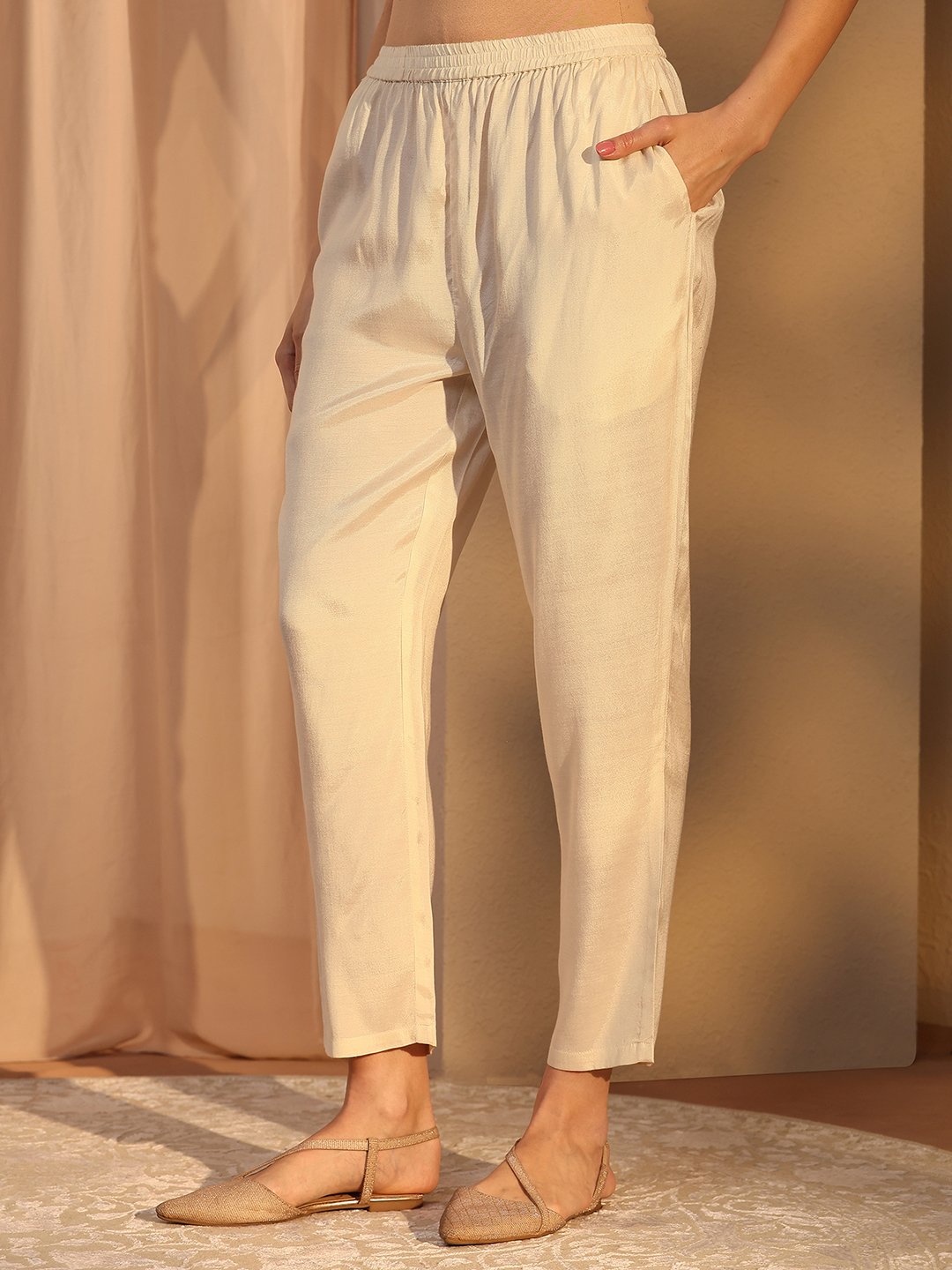 Off White Printed Crepe Straight Kurta, Trousers and Dupatta Set