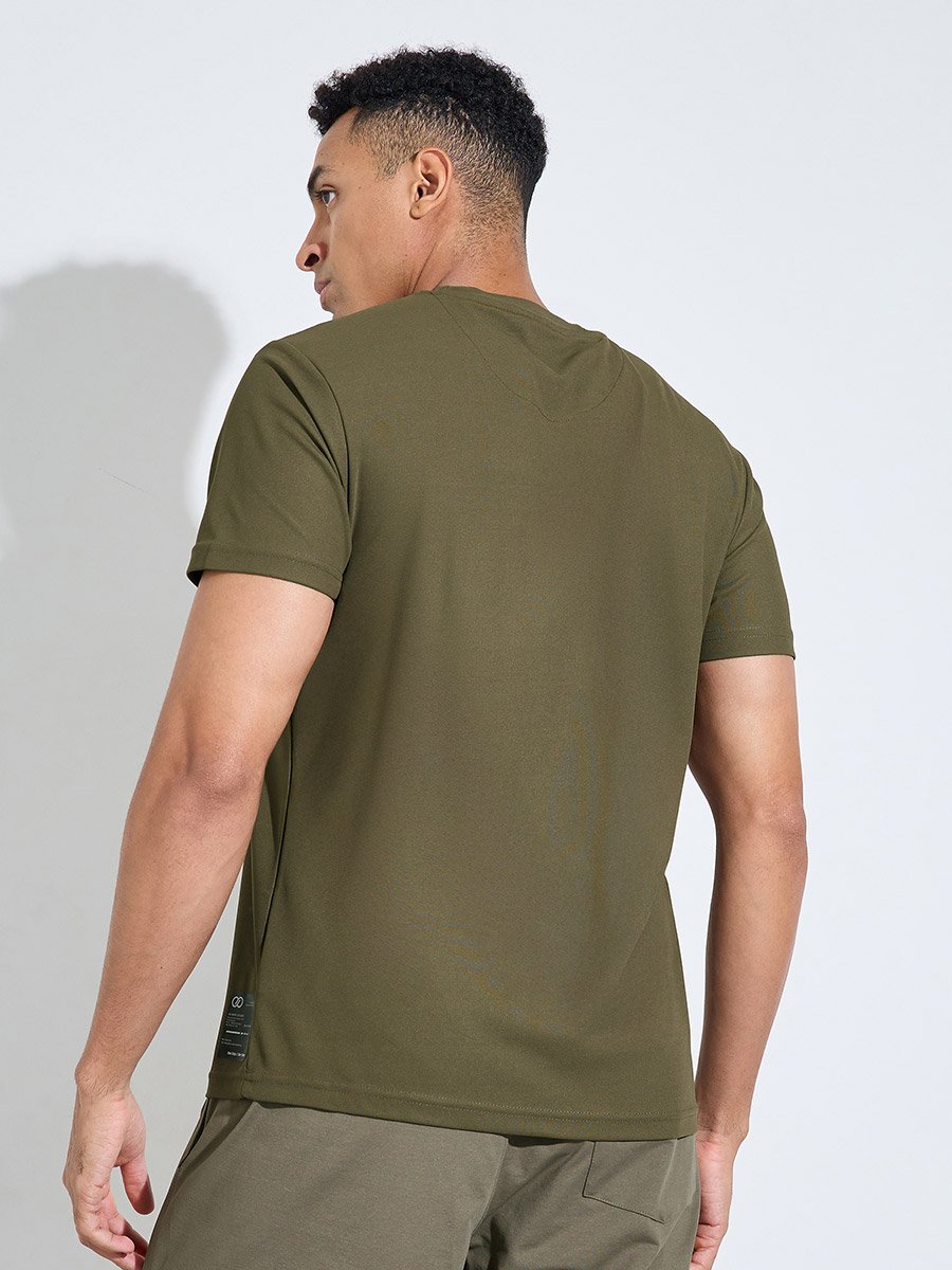 Olive Solid Patchwork Detail Regular Fit Active T-Shirt 