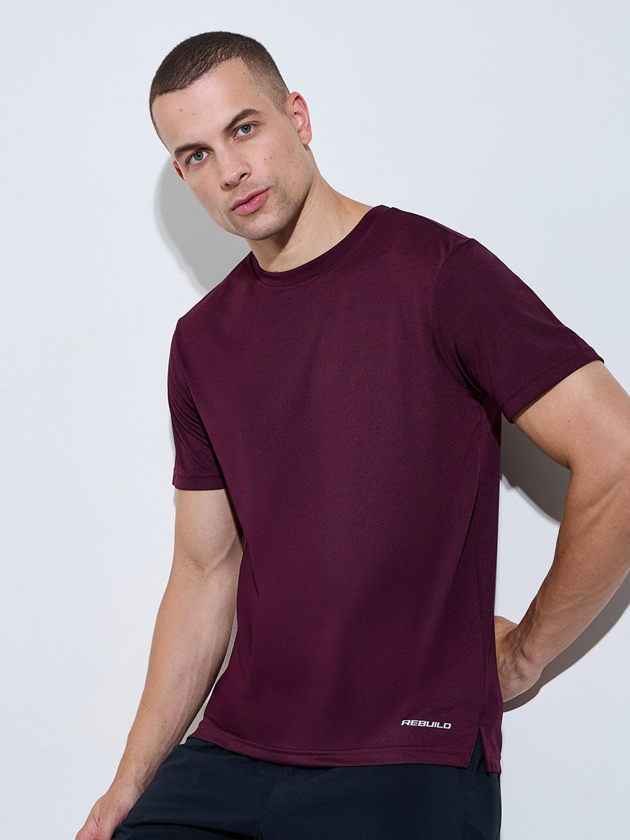 Men Maroon Graphic Print Side Slit Regular Fit T-Shirt