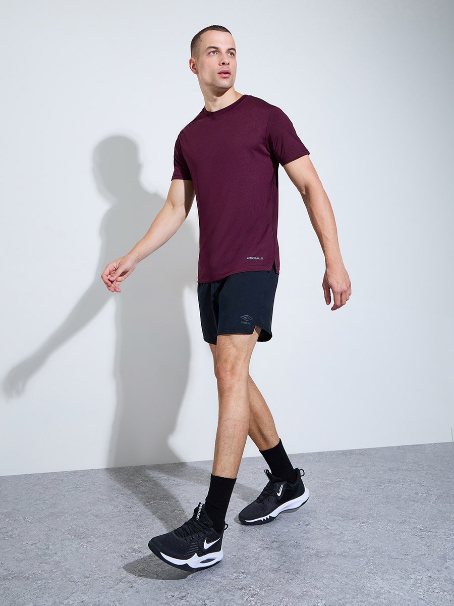 Men Maroon Graphic Print Side Slit Regular Fit T-Shirt